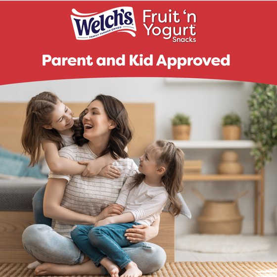 Welch's Fruit 'N Yogurt Strawberry Soft Fruit Snacks, .7 oz, 20 Count