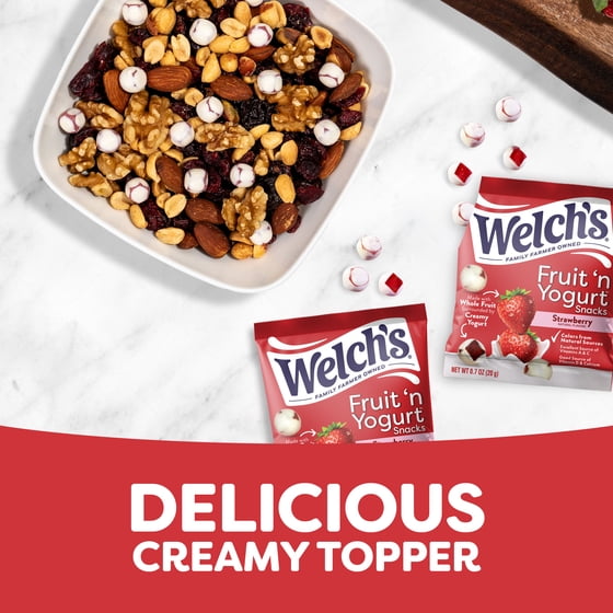 Welch's Fruit 'N Yogurt Strawberry Soft Fruit Snacks, .7 oz, 20 Count