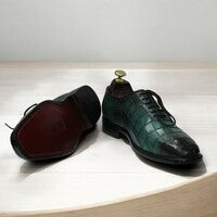 Handmade Men's Sea Green Whole Cut Alligator Texture Oxford Shoes